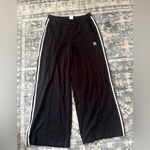 Adidas Black and White Sweatpants with Relaxed Fit
